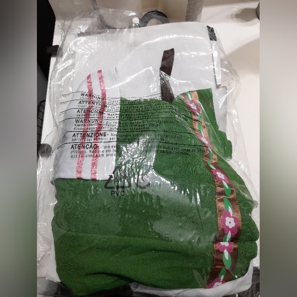 Leg Avenue Gretchen Traditional costume - Picture 2 of 2